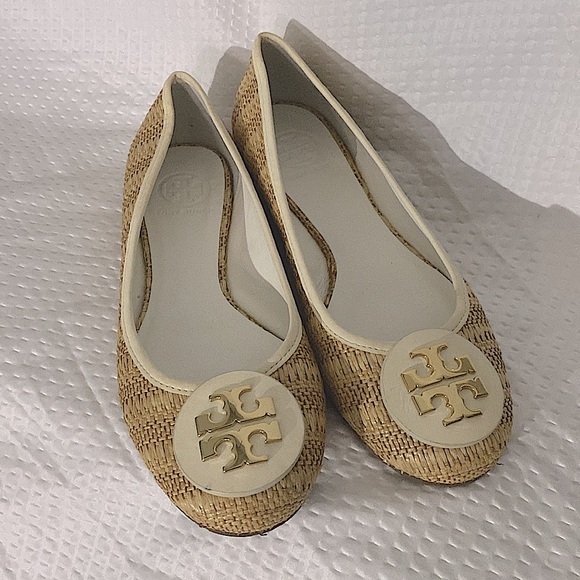 Tory Burch Reva Signature Logo Raffia Ballet Flats - Picture 2 of 5